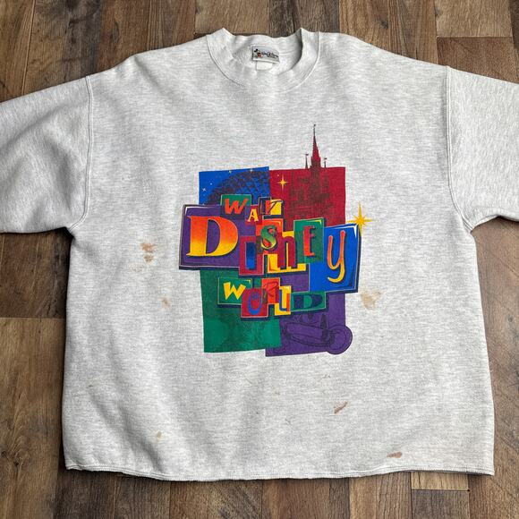Vintage 90s Disney World Sweatshirt Men's XL Gray Crew Neck Short Sleeve 6252 - Picture 1 of 11